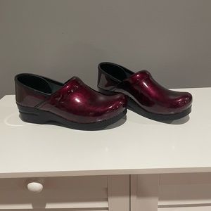 Dansko red clogs. Size 41, gently used.